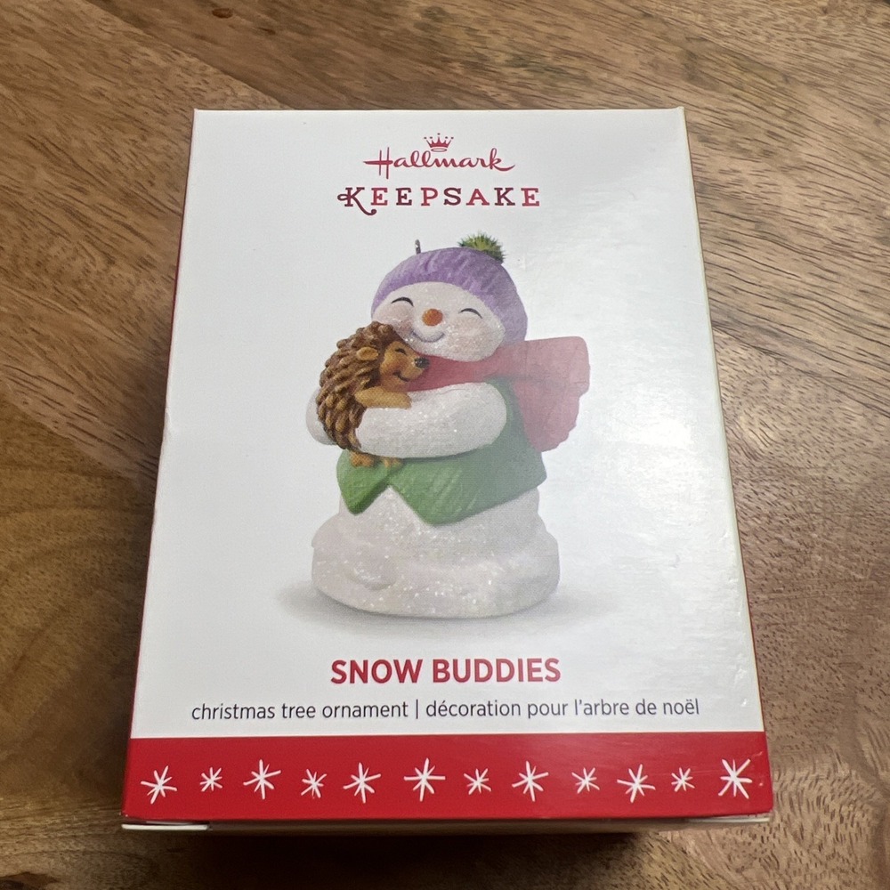 2016 Hallmark Keepsake Snow Buddies 19th In Series Ornament Snowman Hedgehog NIB